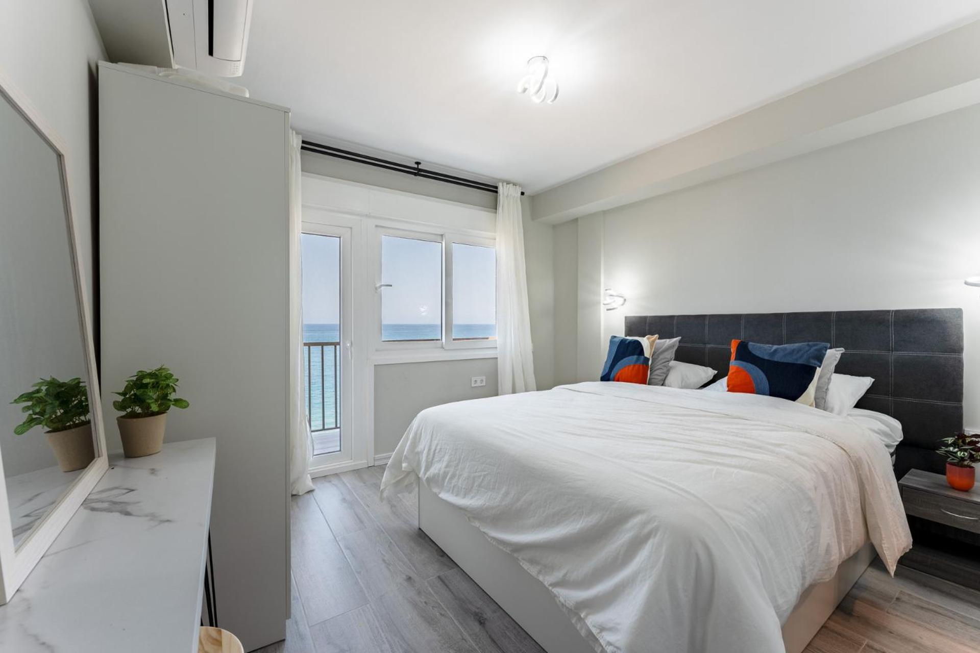Malagasuite Golden Views Fuengirola Bagian luar foto