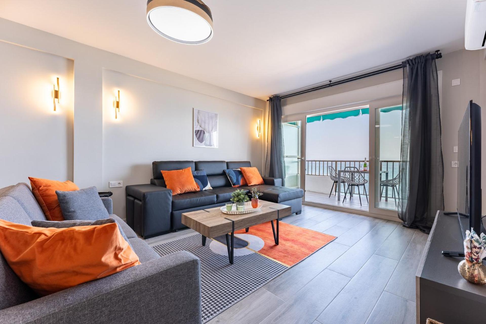 Malagasuite Golden Views Fuengirola Bagian luar foto