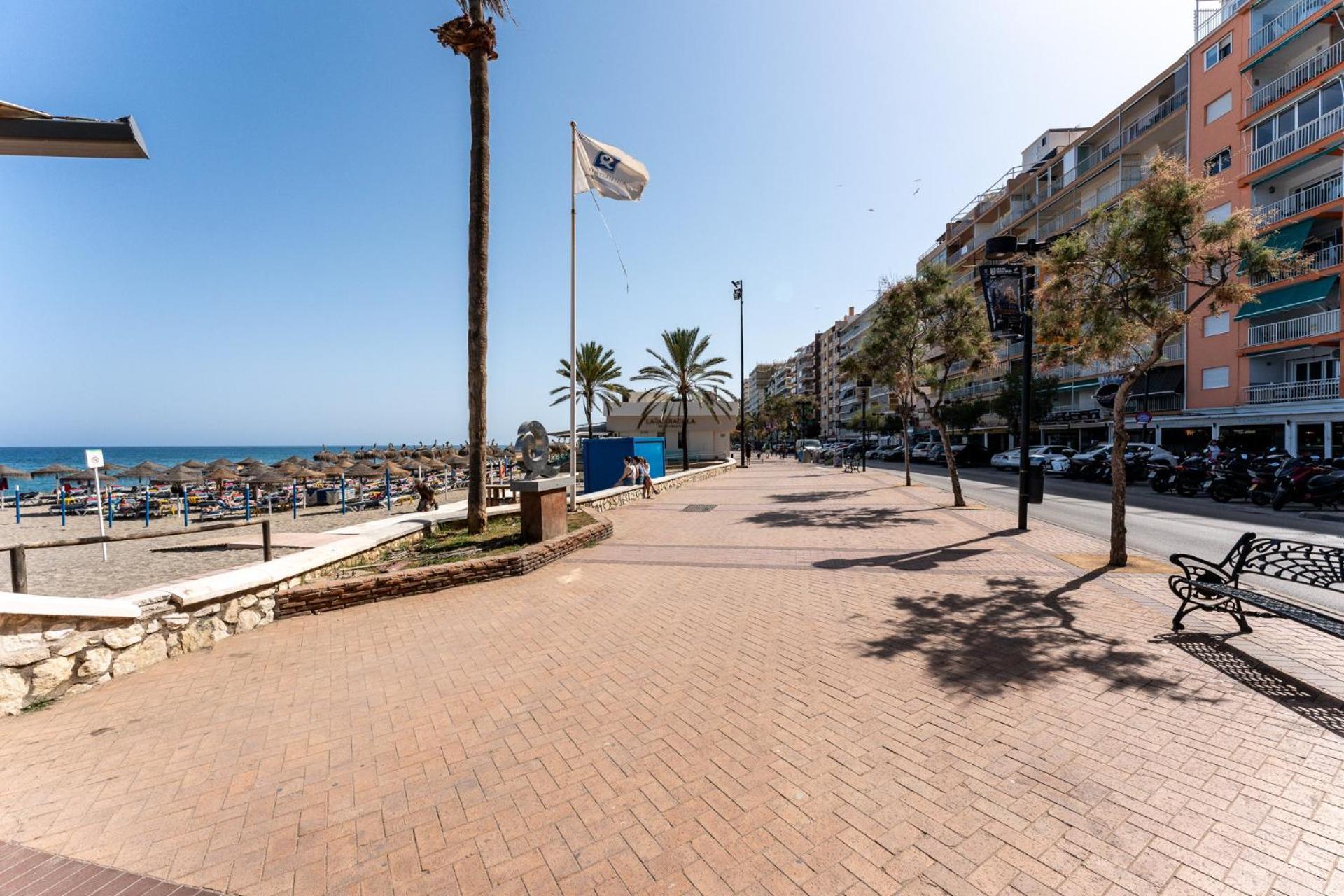 Malagasuite Golden Views Fuengirola Bagian luar foto